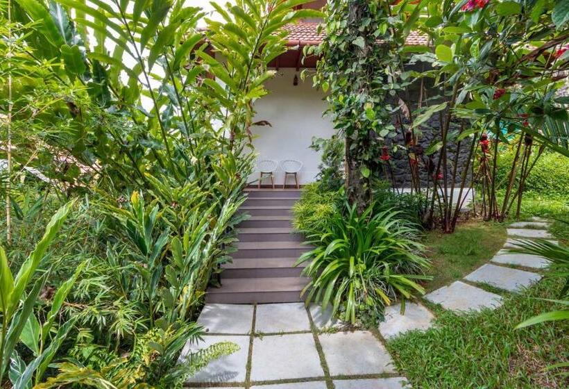 منتجع Stayvista At Serene Valley With Bonfire & Badminton