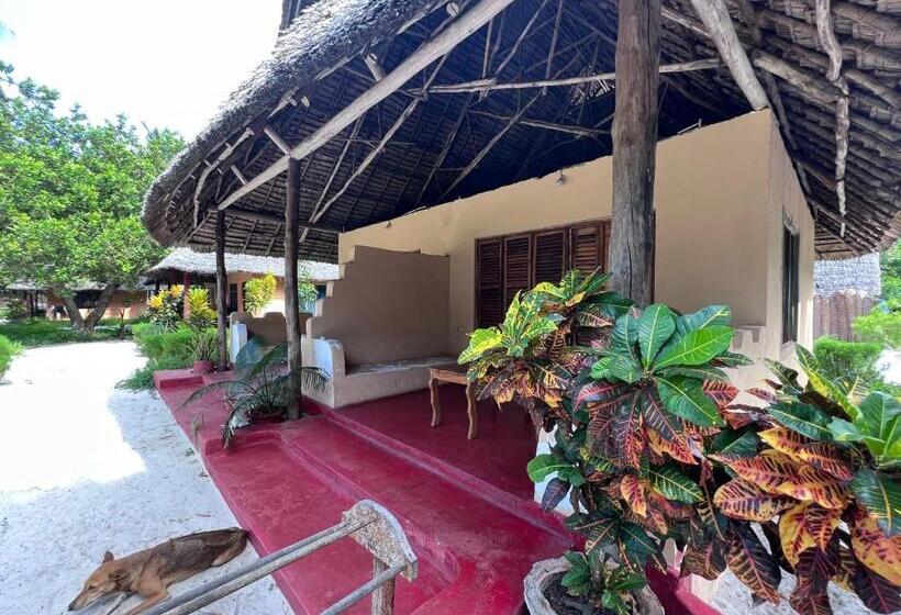 مبيت وإفطار Mafia Whale Shark Safari Afro Beach