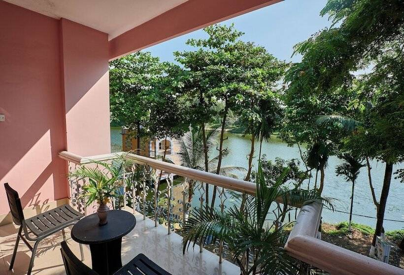 Foy S Lake Resort