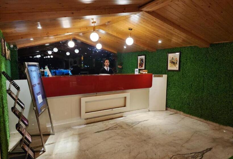 호텔 Golden Fern Resort