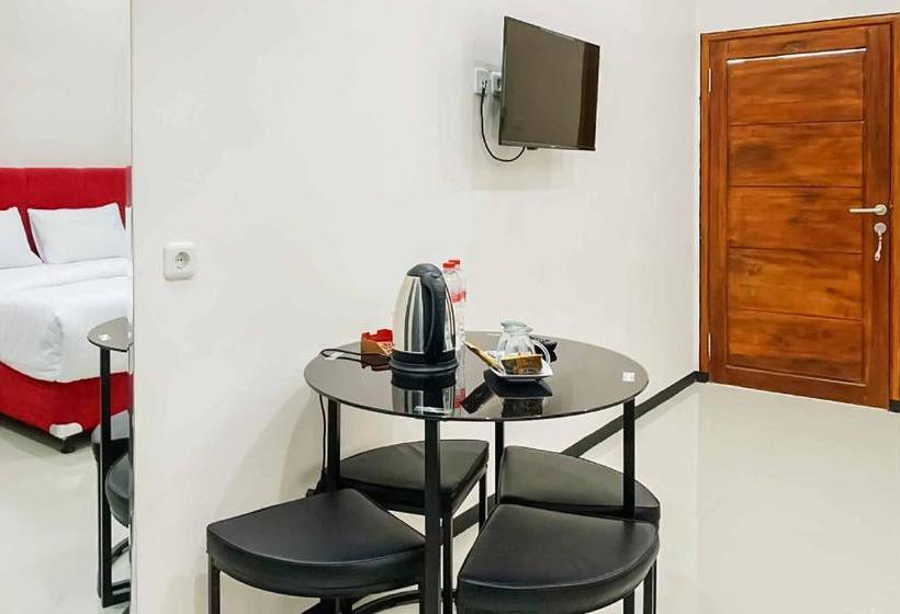 Отель Hikari Guest House