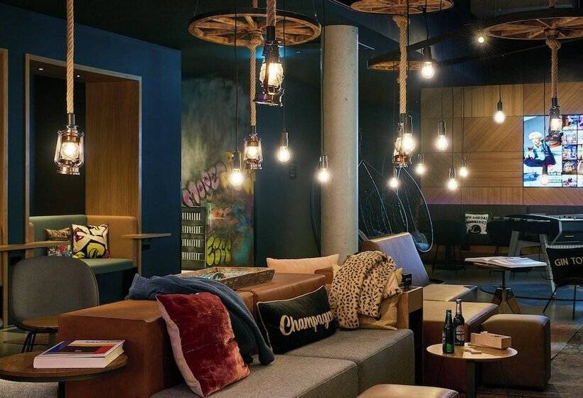 هتل Moxy Essen City