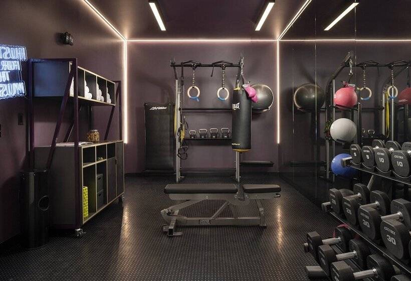 هتل Moxy Oakland Uptown