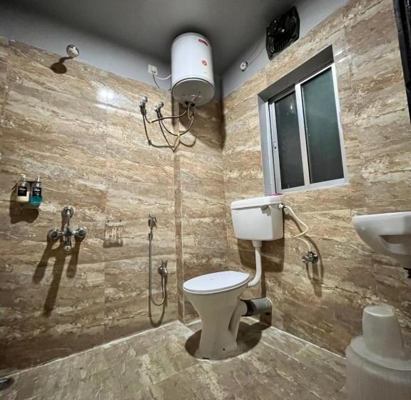 هتل Rjb Grand