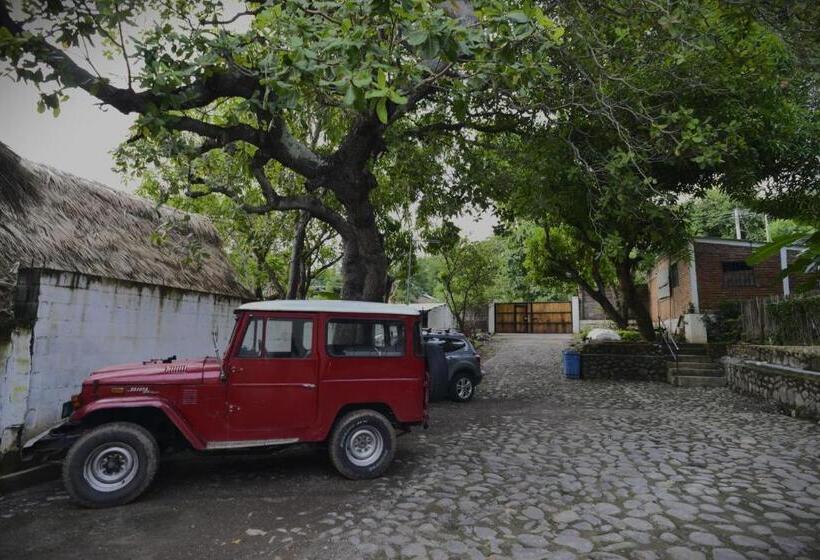 هتل Rocasol Casa D´mar