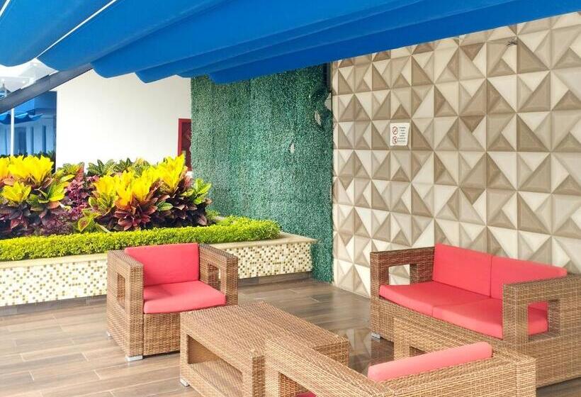 هتل Royal Elim International