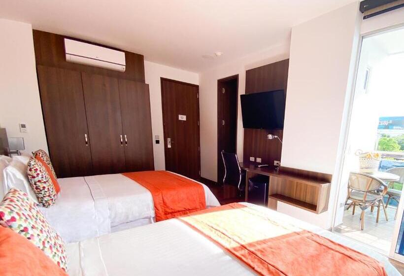 هتل Royal Elim International