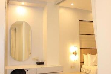 هتل Suite Ocean Blue