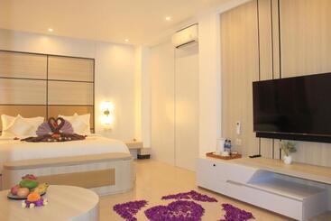 هتل Suite Ocean Blue