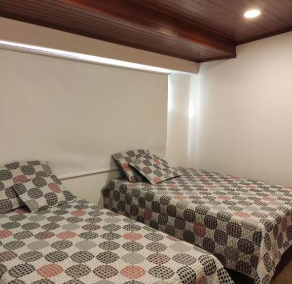 تختخواب و صبحانه Acogedor Hostal Usaquen La Parada Del Tren