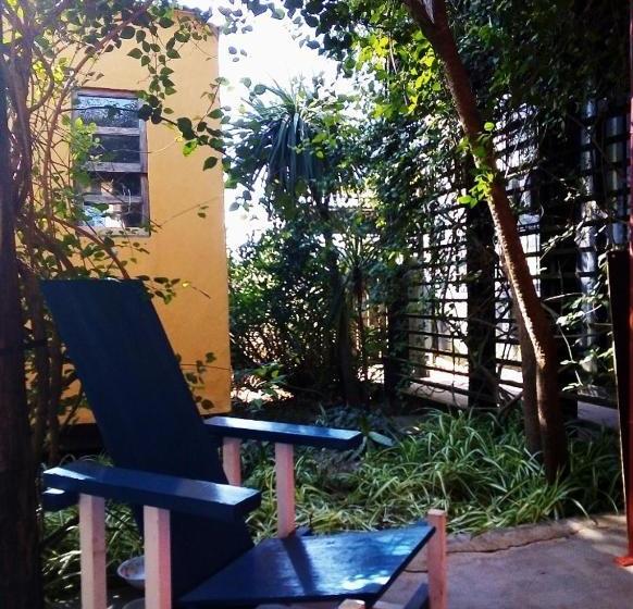 تختخواب و صبحانه La Máquina Del Tiempo