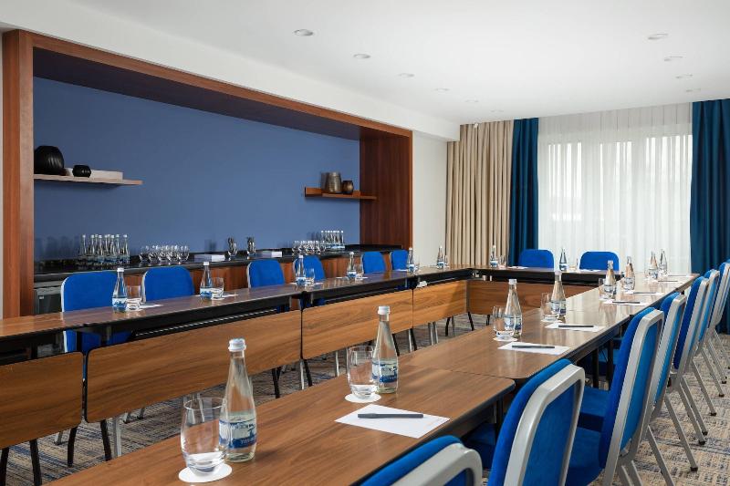 Fotos del hotel Courtyard By Marriott Tashkent:  35