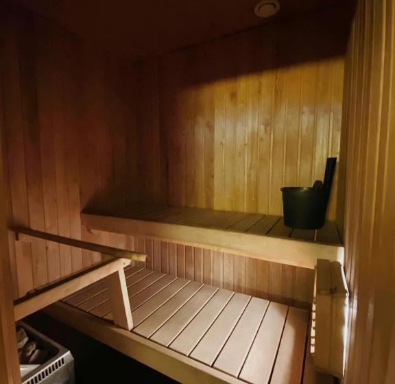 فندق Kitusen Kievari