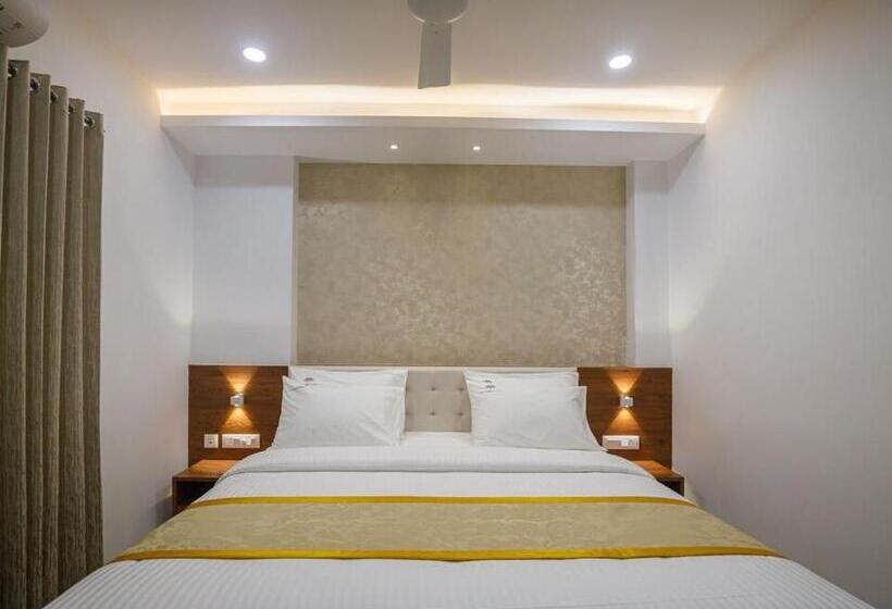 هتل Laxmi Cityside
