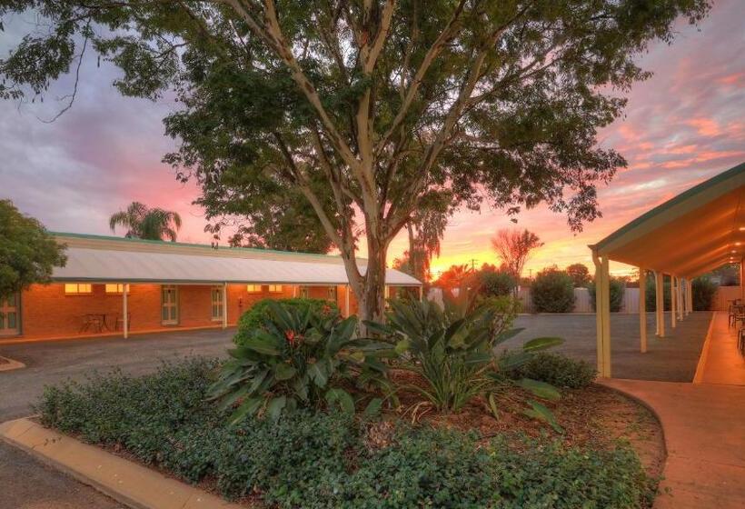هتل Mulga Country Motor Inn