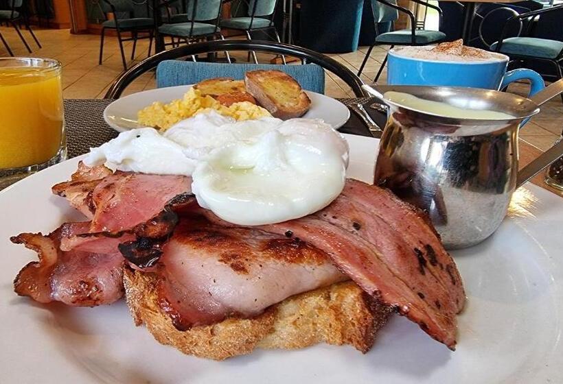 هتل Mulga Country Motor Inn