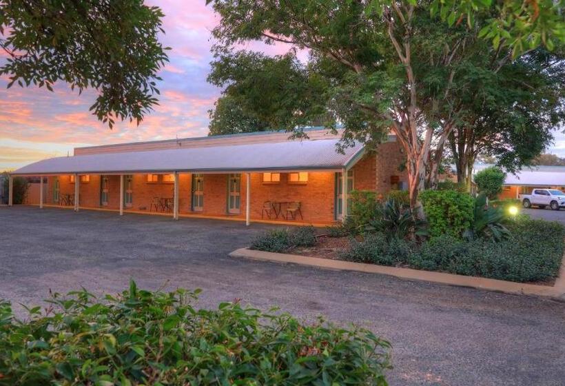 هتل Mulga Country Motor Inn