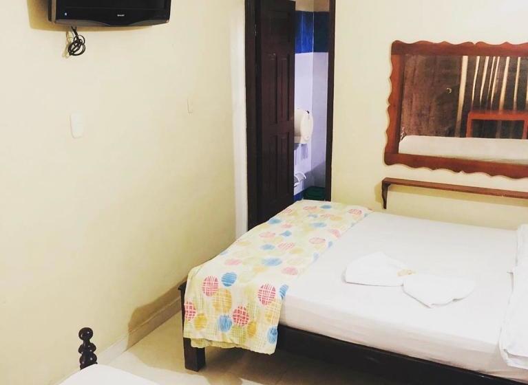 هتل Portal Victoria