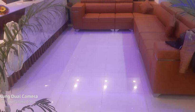 هتل Pph Living Ss Grand