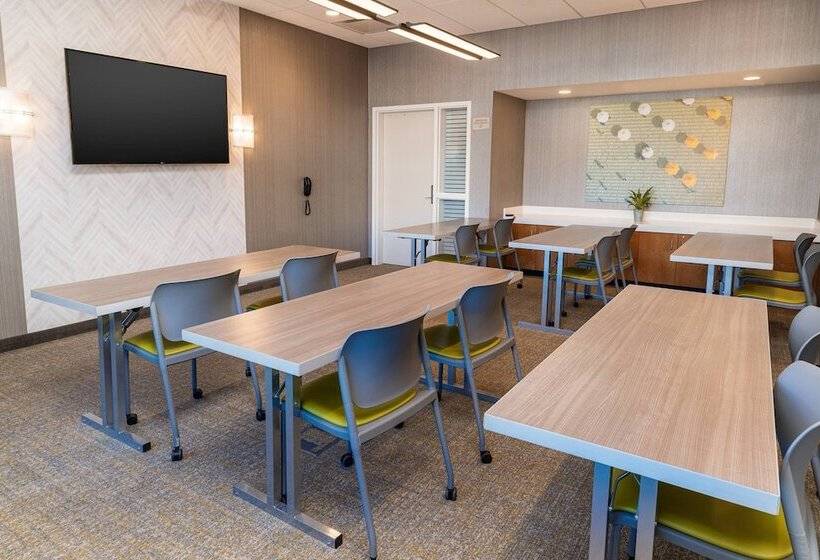 هتل Springhill Suites By Marriott Irvine Lake Forest