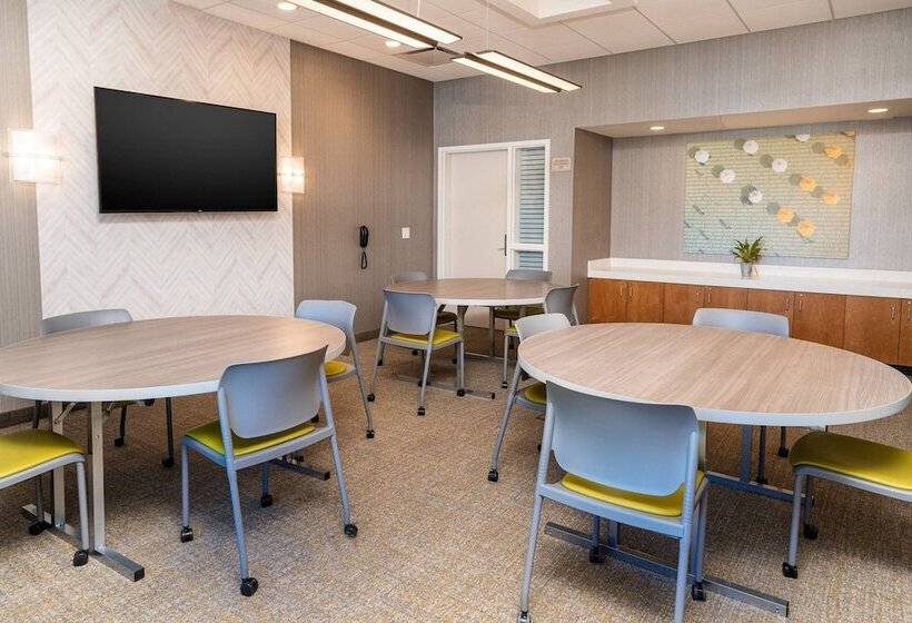 هتل Springhill Suites By Marriott Irvine Lake Forest