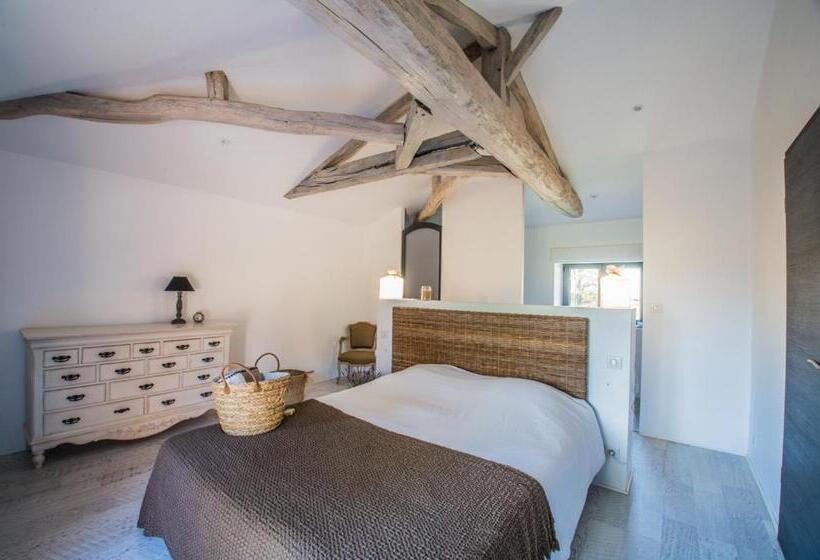 بنسيون La Grange Du Cleray