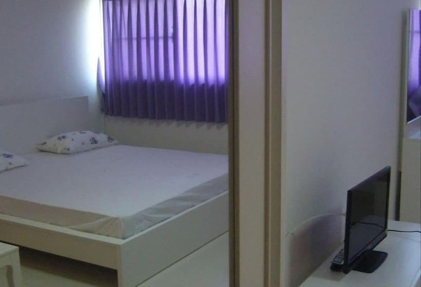 پانسیون Room In Bb   Poppular Palace Don Mueang Bangkok