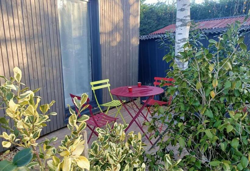 膳宿费 Studio De Jardin Le Temps D Une Pause Jusqu à 4 Personnes En Face Du Beaujolais   Climatisation Et B