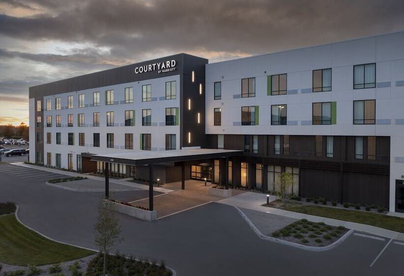 هتل Courtyard By Marriott Indianapolis Plainfield