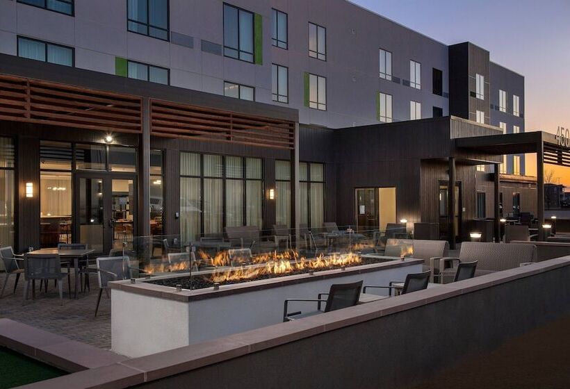 هتل Courtyard By Marriott Indianapolis Plainfield