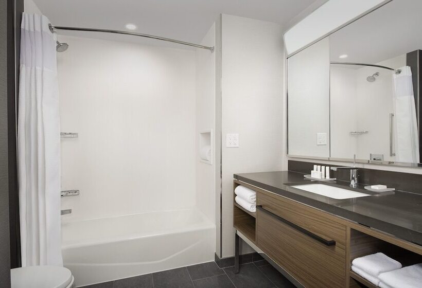 هتل Courtyard By Marriott Indianapolis Plainfield
