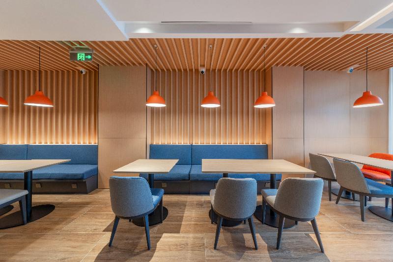 فندق Holiday Inn Express Yangquan City Center