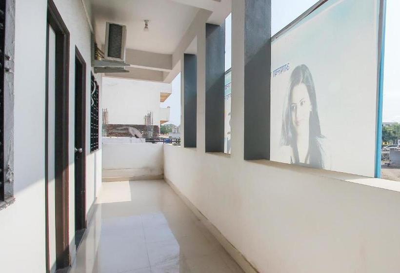 فندق Oyo 46968 Mahakal Inn