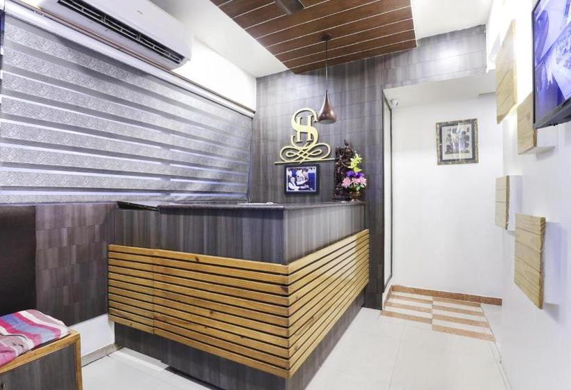 ホテル Oyo 72377 Kohuwa Guest House