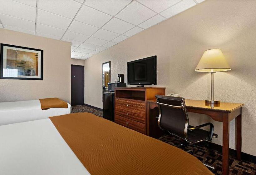 هتل Rodeway Inn