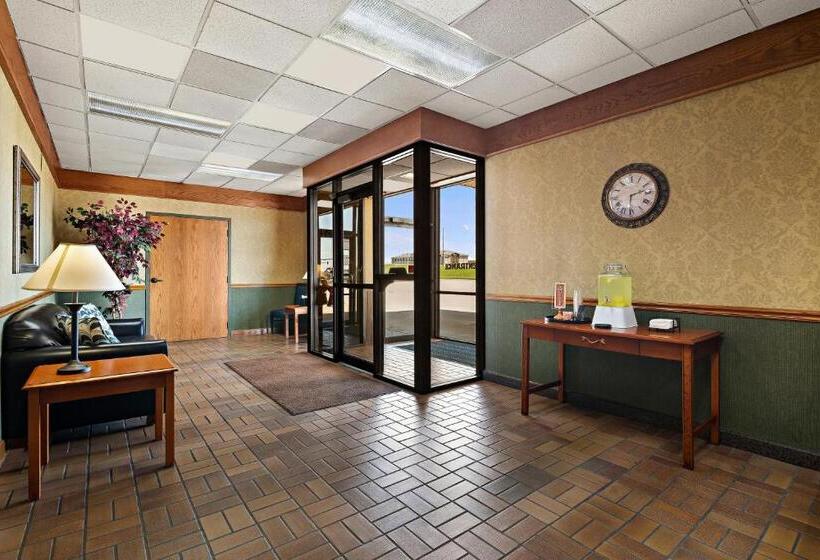 هتل Rodeway Inn