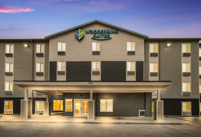 هتل Woodspring Suites Sulphur  Lake Charles