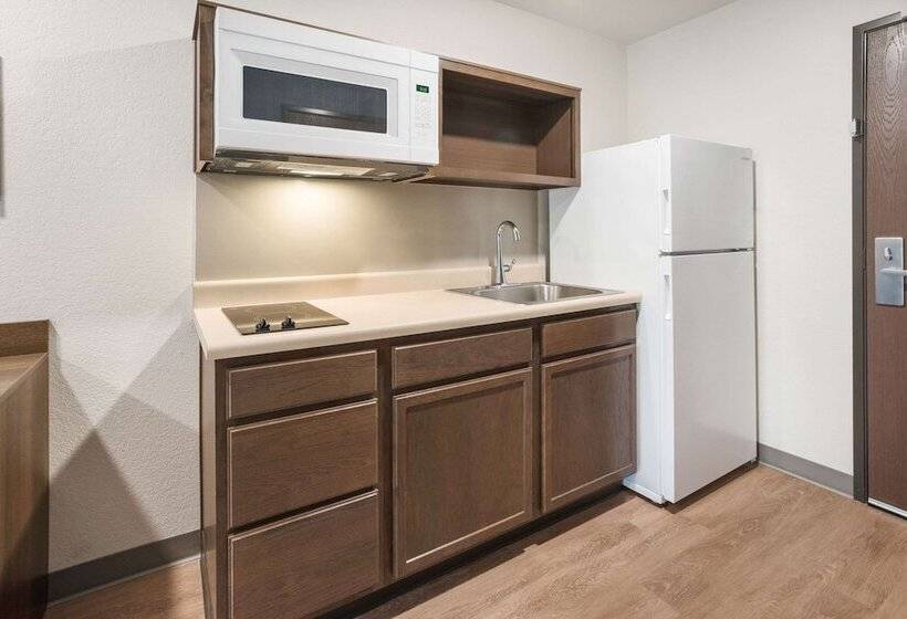 هتل Woodspring Suites Sulphur  Lake Charles