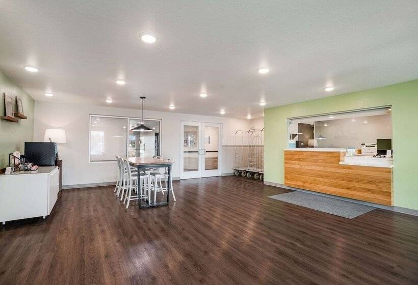 هتل Woodspring Suites Sulphur  Lake Charles