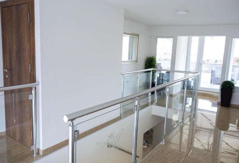 Marino Lux Prenoćište