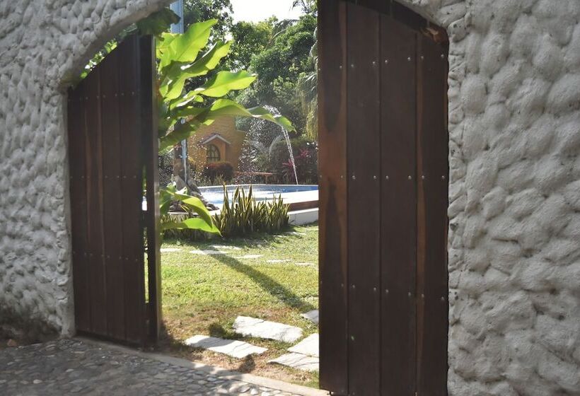 پانسیون Eco Hostal Kuima
