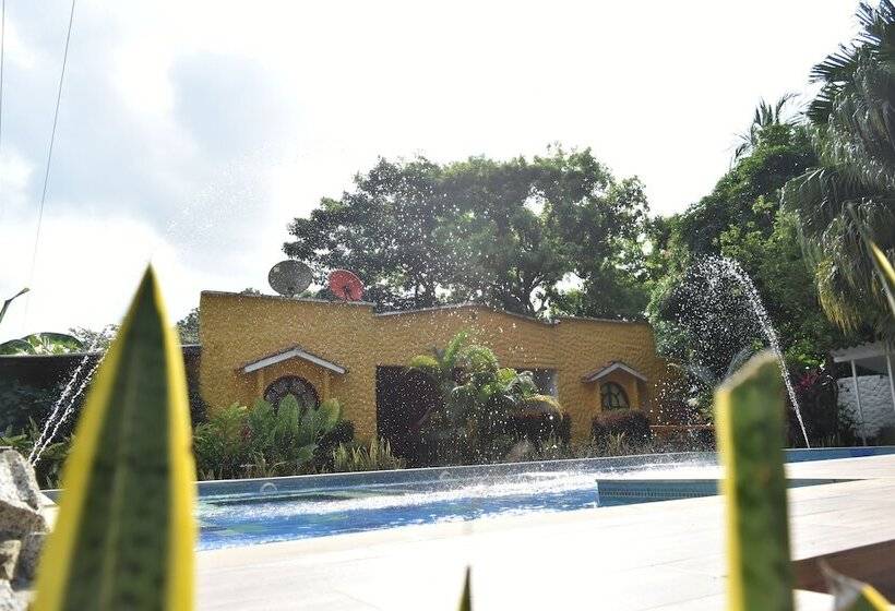 پانسیون Eco Hostal Kuima