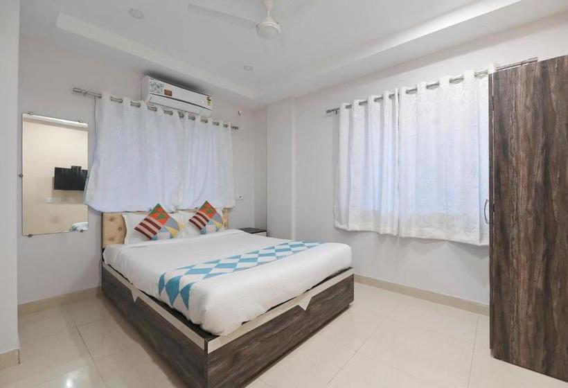 Pensão Oyo Home 48030 Comfortable Stay Newtown