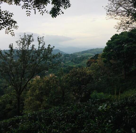 مبيت وإفطار Desire Village Rakwana