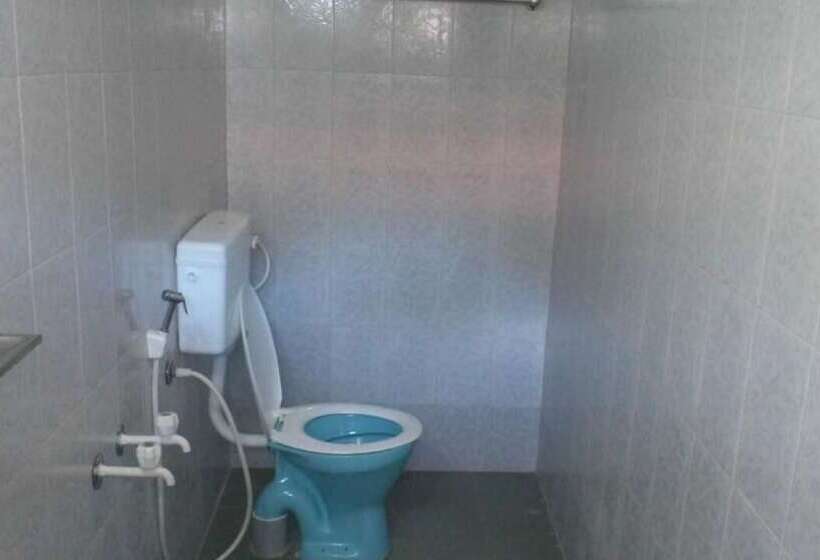 Bed and Breakfast Marayoor Holidays