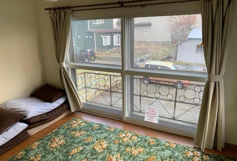 Пансион Guesthouse Tomaya