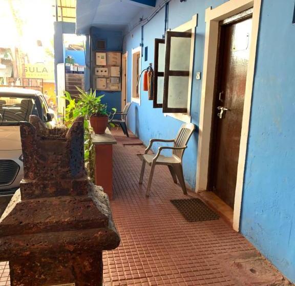 پانسیون Guru Guest House