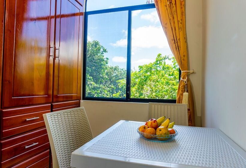 پانسیون Cucuve Eco Hostal