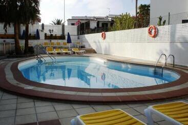 Apartamentos Karina