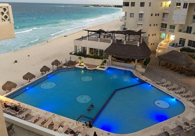Cancun Plaza Best Beach